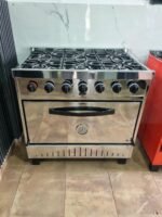 Cocina 6 Hornallas con Horno Pizzero