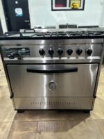 Cocina Múltiple Acero 4 Hornallas con Plancha, Carlitera y Puerta Enlozada